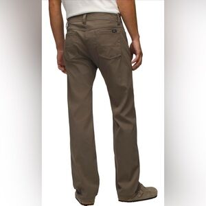 prAna Men’s Brion Pant SLIM FIT Size 33WX32L
Color: Mud